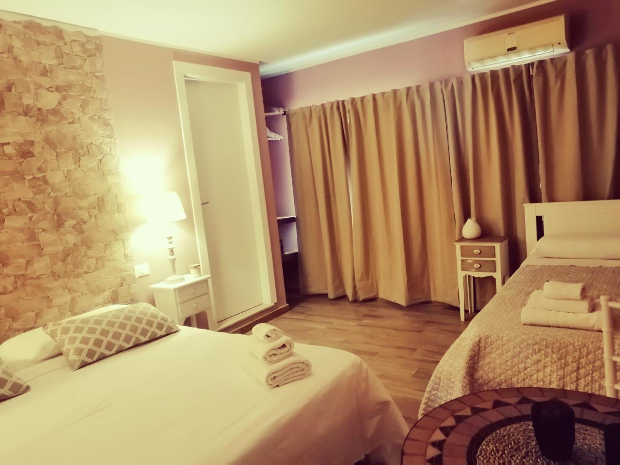 Eneide Bed & Breakfast *